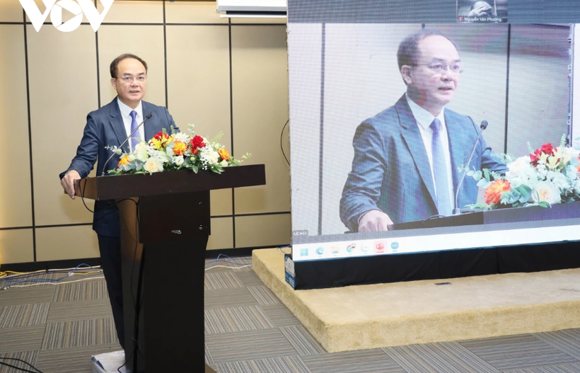 内务部副部长武战胜发表讲话。图自越南之声