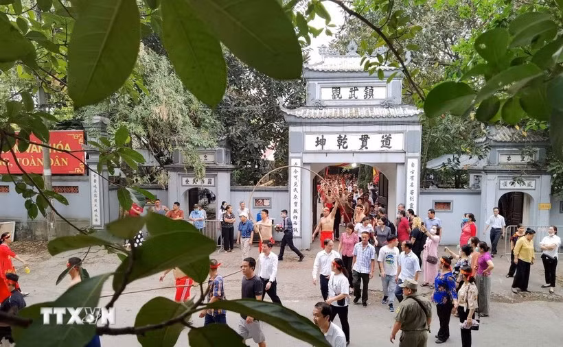河内镇武祠。图自越通社