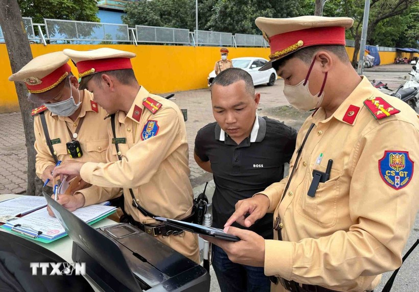 自2026年起，交警处理交通违法行为须以影像证据为依据。图自越通社