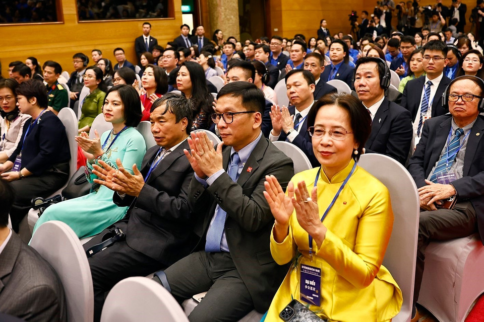 越中两国代表出席中越人民联欢。图自 越通社