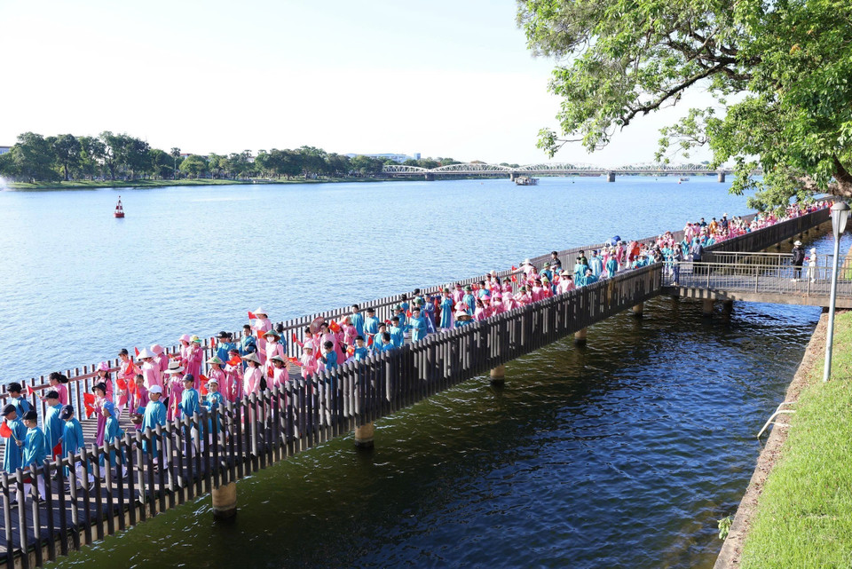 香江步行街是顺化文化和旅游活动举办的重要场所。图自 越通社