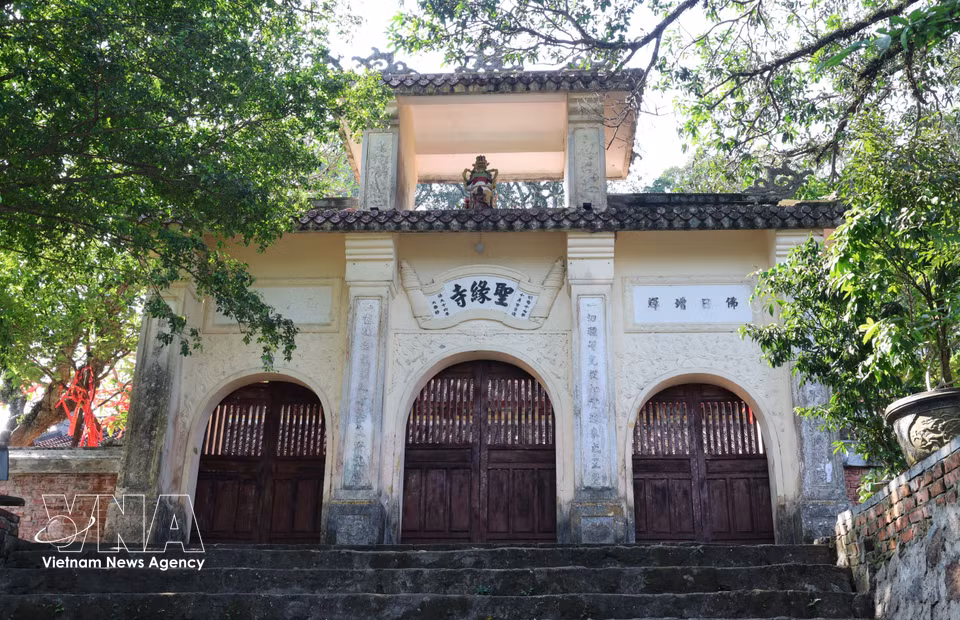 圣缘寺三门。图自 越通社