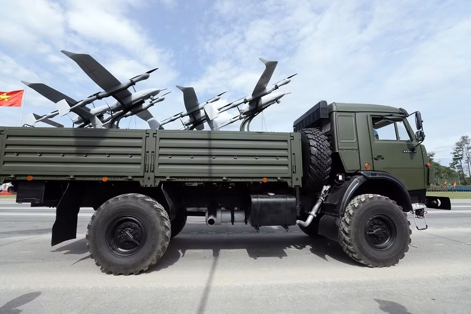 防空—空军无人机方阵亮相阅兵演练。图自 越通社