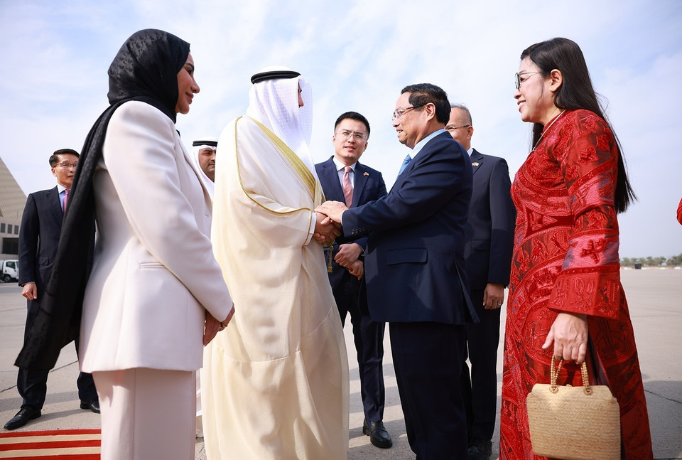 越南政府总理范明政与夫人开始对科威特进行正式访问。图自 越通社