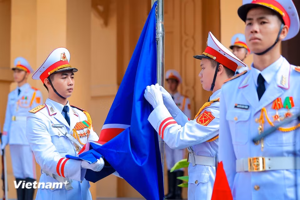 东盟从最初的5个成员国到今天已发展为由10个东南亚国家组成的紧密共同体。图自 越通社