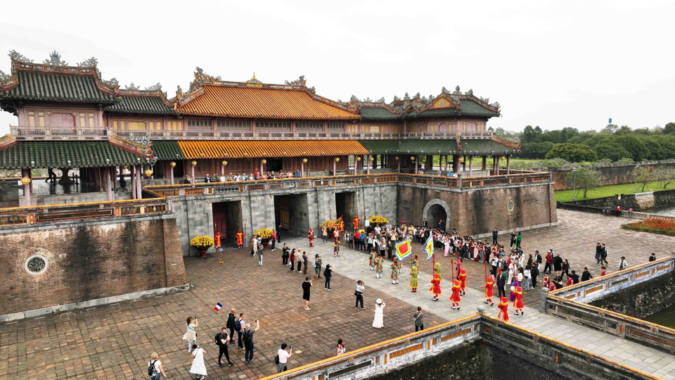 越南国家统一50周年:顺化将旅游业发展成为尖端的经济产业 | Vietnam+ (VietnamPlus)