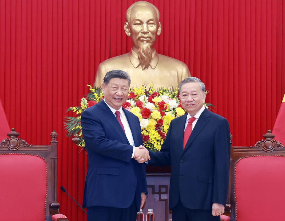 越共中央总书记苏林与中共中央总书记、国家主席习近平举行小范围会晤。图自 越通社