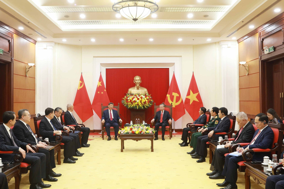 越共中央总书记苏林与中共中央总书记、国家主席习近平举行小范围会晤。图自 越通社