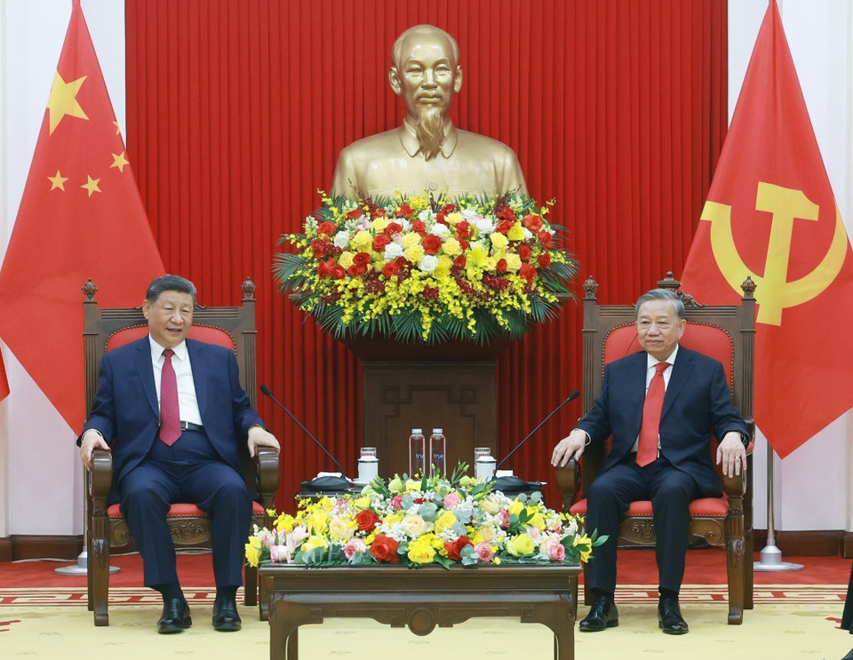 越共中央总书记苏林与中共中央总书记、国家主席习近平举行小范围会晤。图自 越通社