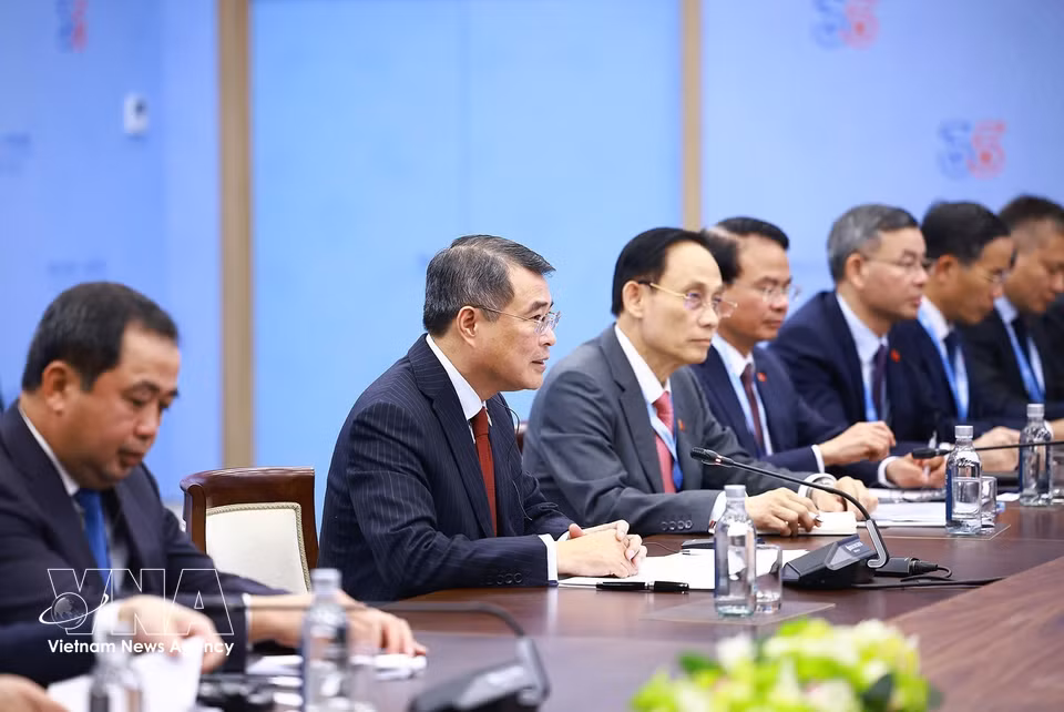 越南政府总理黎明兴发表讲话。图自 越通社