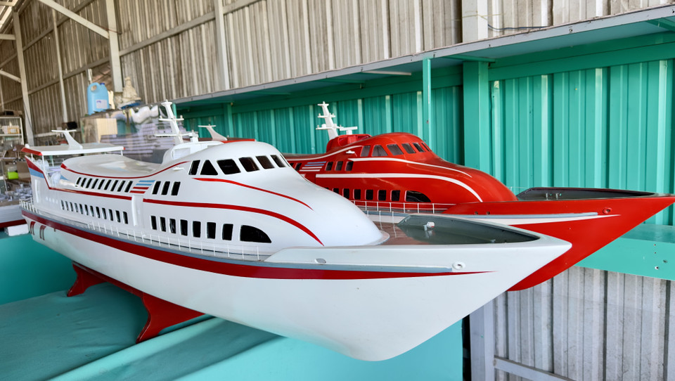 高速船模型刚刚完工。图自 越通社