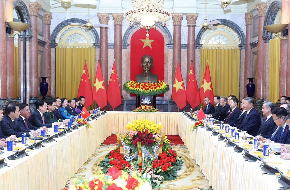 越南国家主席梁强同中共中央总书记、国家主席习近平举行会谈。