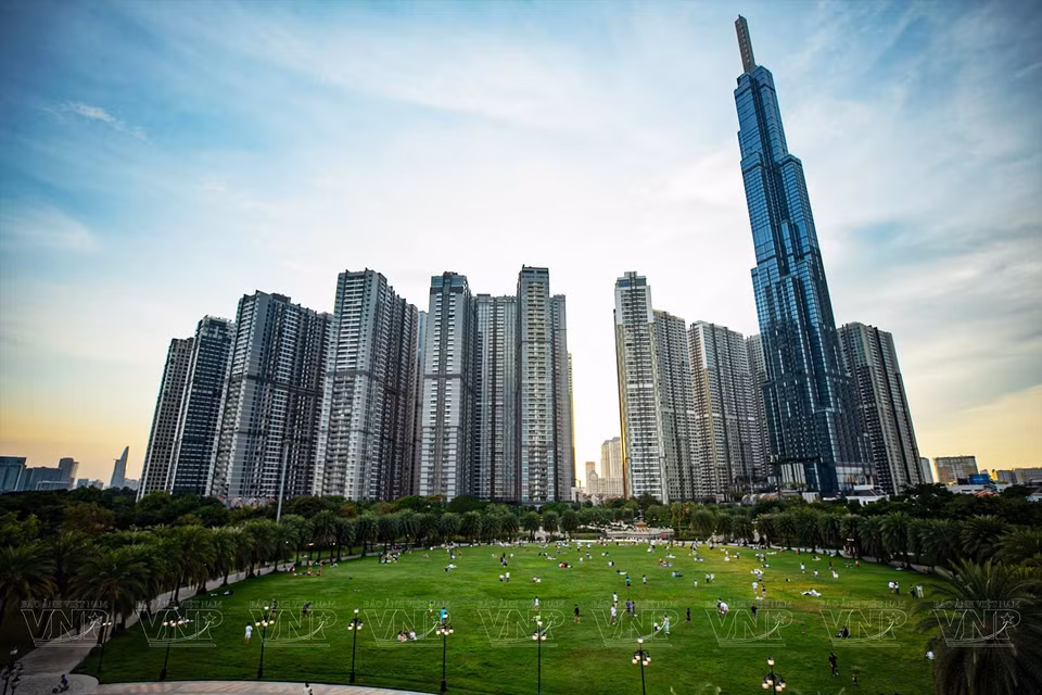 西贡河畔的现代居民区。图自 越通社《越南画报》