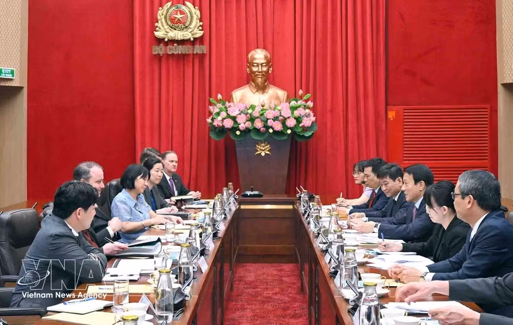 vnanet-potal-bo-truong-bo-cong-an-tiep-pho-dai-dien-thuong-mai-hoa-ky-8770284.jpg