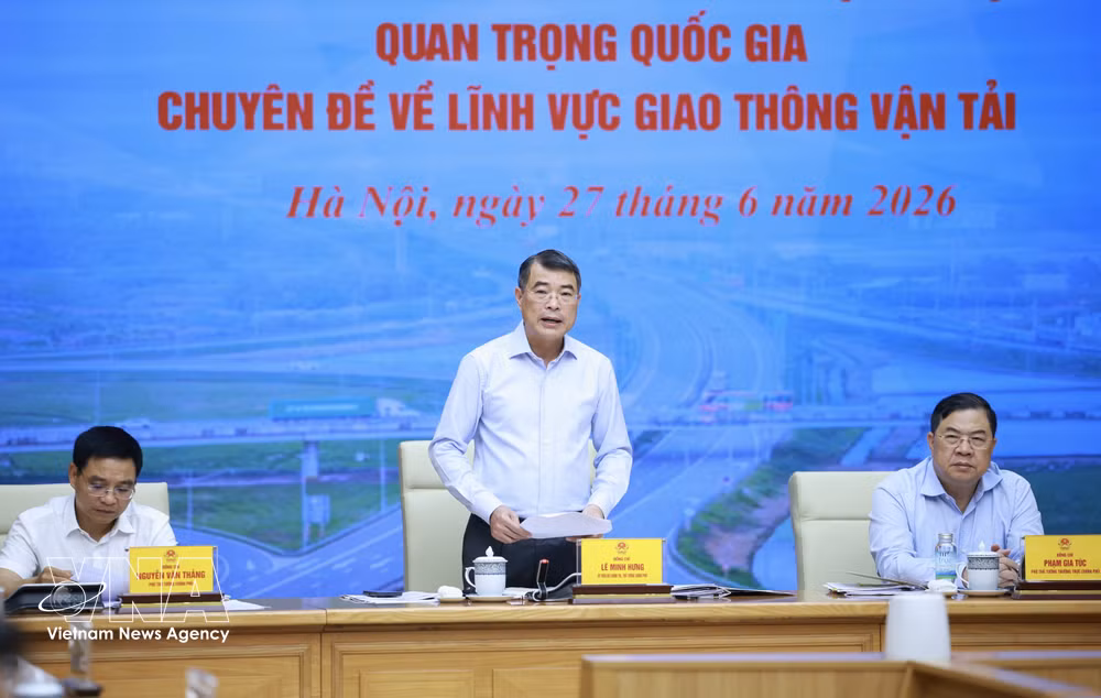 vnanet-potal-thu-tuong-chu-tri-so-ket-cac-du-an-trong-diem-ve-linh-vuc-giao-thong-van-tai-8852646.jpg