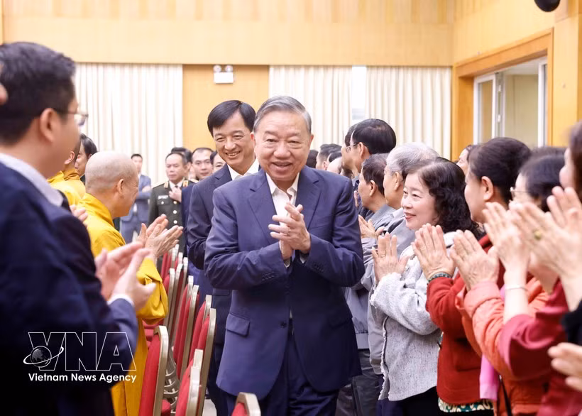 tong-bi-thu-to-lam-du-hoi-nghi-tiep-xuc-cu-tri-voi-nguoi-ung-cu-dai-bieu-quoc-hoi-khoa-xvi-nhiem-ky-2026-2031-anh-ttxvn.jpg