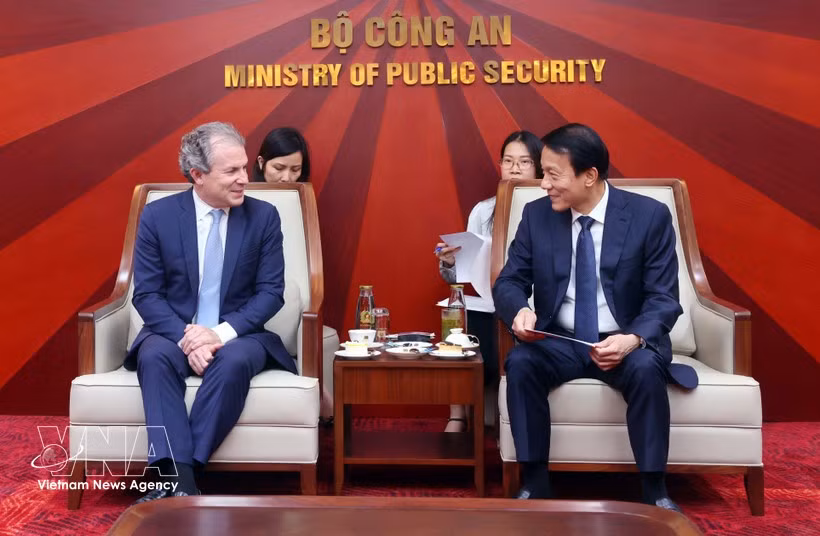 bo-truong-bo-cong-an-tiep-giam-doc-dieu-hanh-tap-doan-rosen-partners-hoa-ky-8647290.jpg