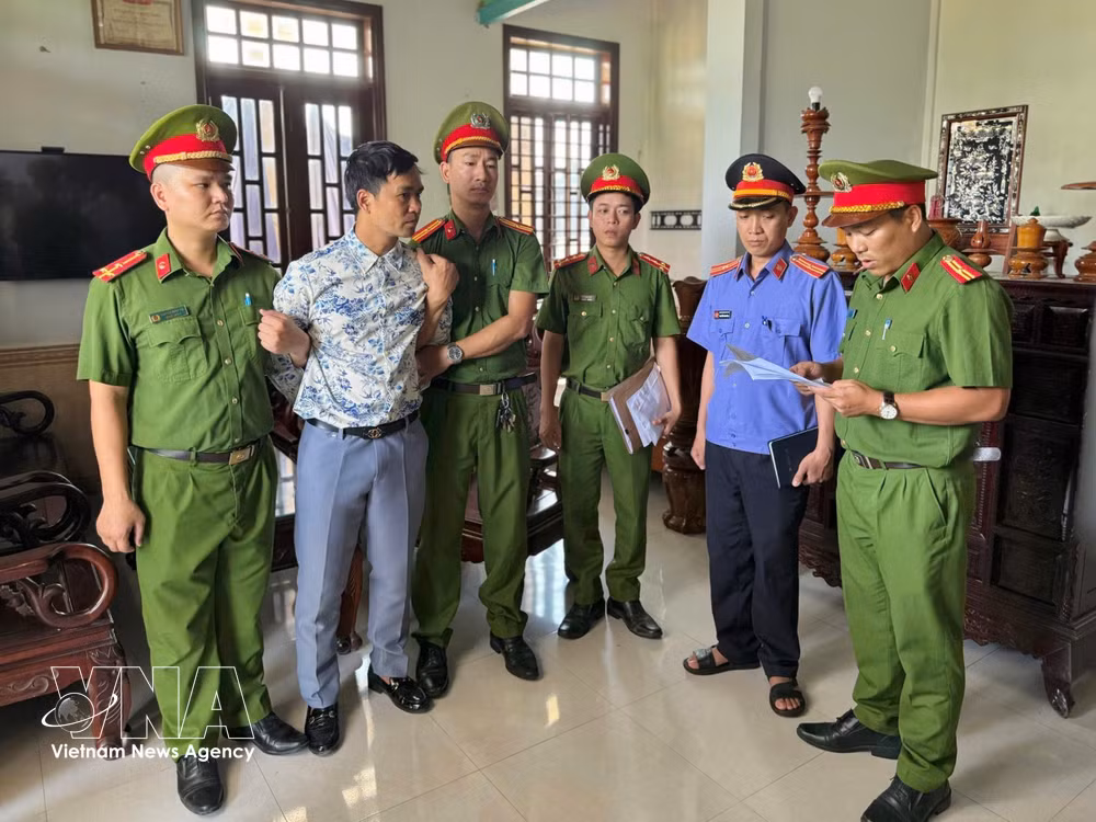 vnanet-potal-khoi-to-chu-tai-khoan-facebook-dang-tai-nhieu-noi-dung-xuc-pham-lanh-dao-co-quan-nha-nuoc-8756797.jpg