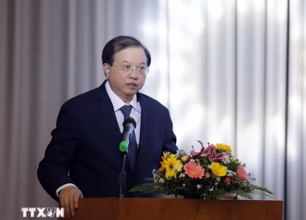 thu-truong-ta-quang-dong.jpg