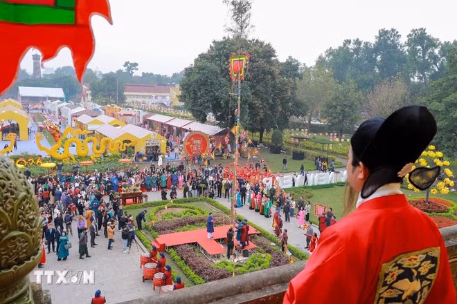 tong-cuu-nghinh-tan2.jpg