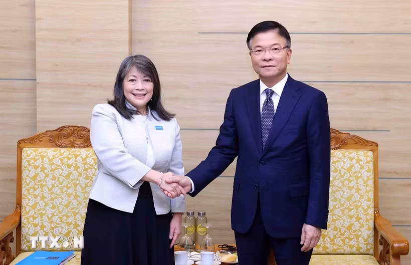 pho-thu-tuong-le-thanh-long-tiep-giam-doc-unicef-khu-vuc-dong-a-thai-binh-duong-8433176.jpg