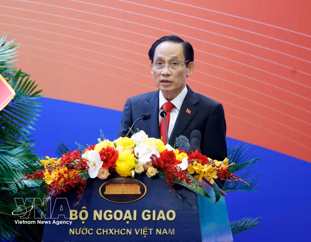 vnanet-potal-tong-bi-thu-chu-tich-nuoc-to-lam-du-hoi-nghi-ngoai-giao-lan-thu-33-8926824.jpg