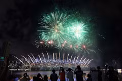 2026年岘港国际烟花节正式开幕