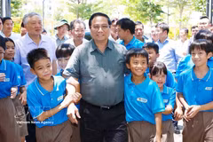 越南政府（2021–2025年任期）的印记：信心、行动与创造发展