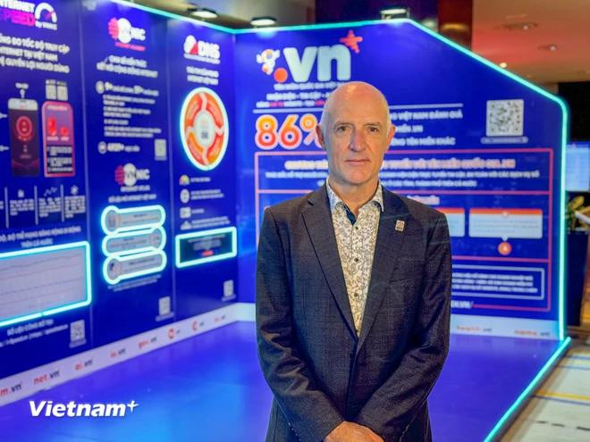 亚太网络信息中心(APNIC)主任保罗•威尔逊。图自Vietnam+ vnnic-2-8557.jpg.webp