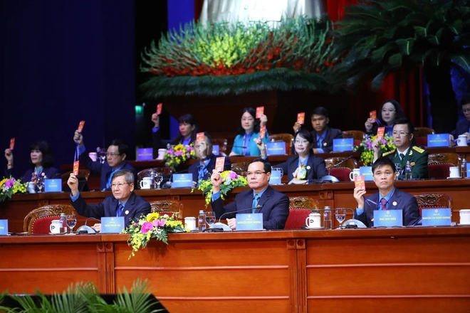 越南第十三届工会(2023~2028年任期)第一次会议场景。图自越通社 9r1gjkoa.png