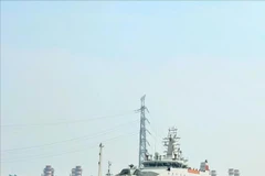 越南最现代的海警船CBS 8001 已进入印度尼西亚丹绒不碌港。图自越通社