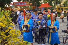 开夏-祈安节每年正月初七在左军黎文阅德上公庙举行。图自越通社