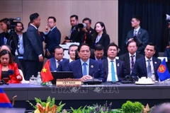 范明政总理出席会议。图自越通社