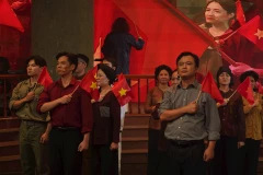整部剧穿插有20多首歌曲，将戏剧与音乐完美融合，向观众传递最强烈的情感共鸣。（越南剧院供图）