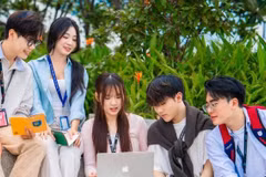 文郎大学的学生。图自文郎大学