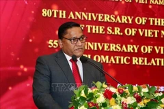 斯里兰卡外交、外劳与旅游部长维吉塔·赫拉特。图自越通社