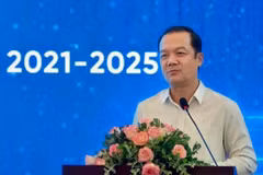 科学技术部副部长范德隆在会上发言。图自西贡解放报