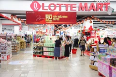 乐天集团宣布到2030年在越南新建2至3个购物中心。图自越通社