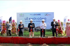 岘港市在黑石坡山区启动灾后住房援建“光中战役”。图自越通社