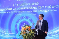 越南科学技术部部长阮黎春定在2026年“科学创意”竞赛启动仪式上发表讲话。图自越通社
