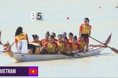 在女子10人龙舟200米项目中，越南女子龙舟队发挥出色。图自越南体育报