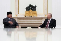 印度尼西亚总统普拉博沃·苏比安托于2025年12月10日在莫斯科会见俄罗斯总统弗拉基米尔·普京。来源：路透社