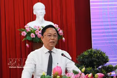 黎智青当选顺化市人民委员会主席。图自越通社