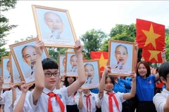 “我爱我的祖国”旅程吸引团员、会员、青年和各阶层人民积极参与。图自越通社