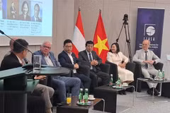 论坛吸引来自两国的众多专家、政策制定者及顶尖科技企业代表参与。图自越通社