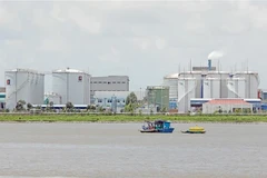 Petrolimex在海防港的进口石油仓库。图自越通社