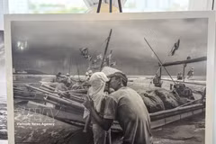 图片展展出的一个作品。图自越通社