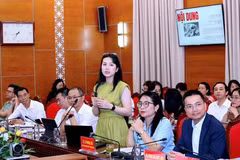 国际一体化领域的专家、学者可享受每月按其现行工资系数300%的补助。图自越通社