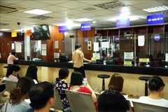 河内计划投资局商业登记处为企业办理设立手续。图自越通社