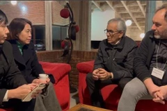 越南驻阿根廷大使兼驻乌拉圭大使吴明月与乌拉圭共产党总书记、劳动与社会保障部长胡安·卡斯蒂略和乌拉圭外交部副部长瓦莱丽娅·苏卡西举行了工作会谈。图自越通社